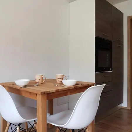 Apartmaji Tmaynka Apartment *