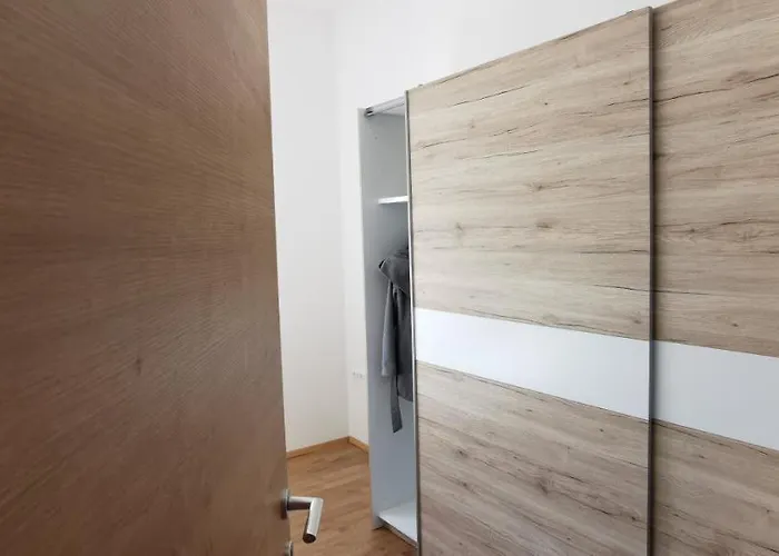 Apartmaji Tmaynka טולמין